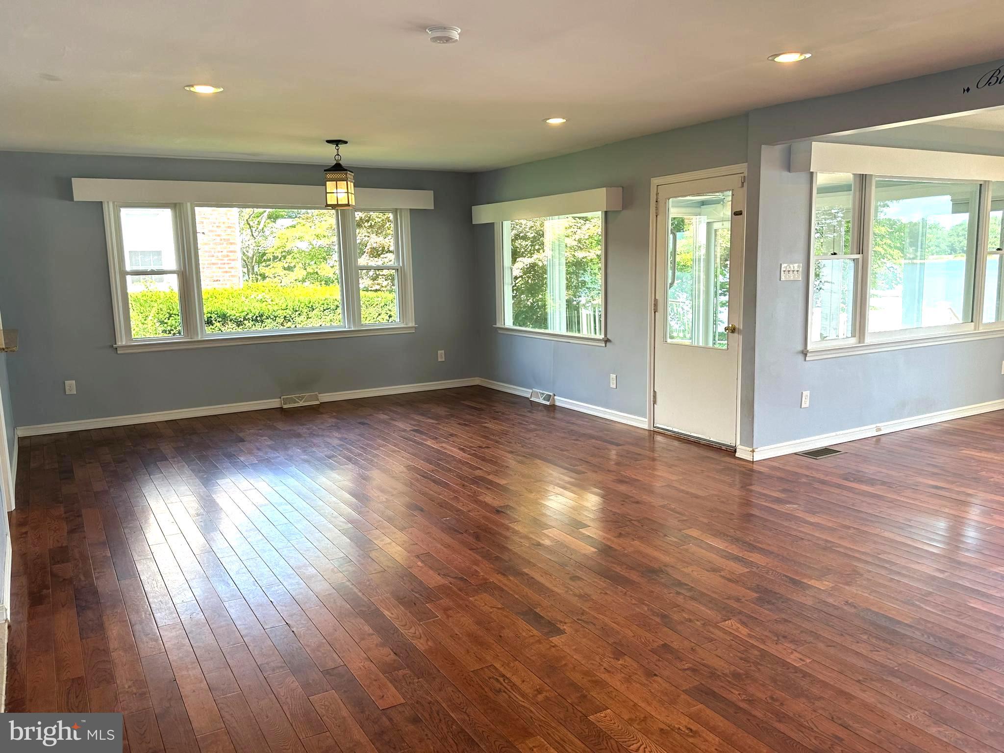3 Linden Road Burlington Township, NJ 08016 - Photo 10 of 39 Gallery Image 10