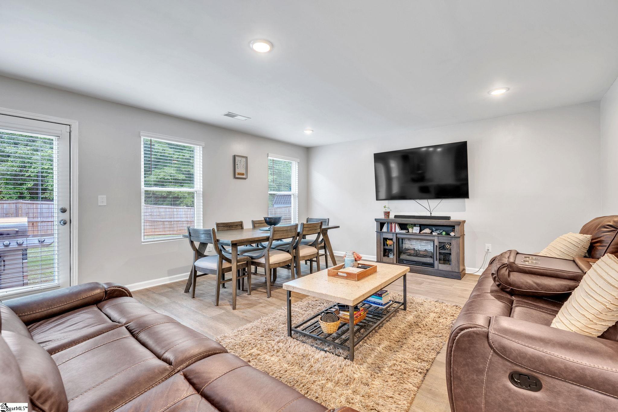1275 Twin Bridge Road Gaffney, SC 29341 - Photo 7 of 35