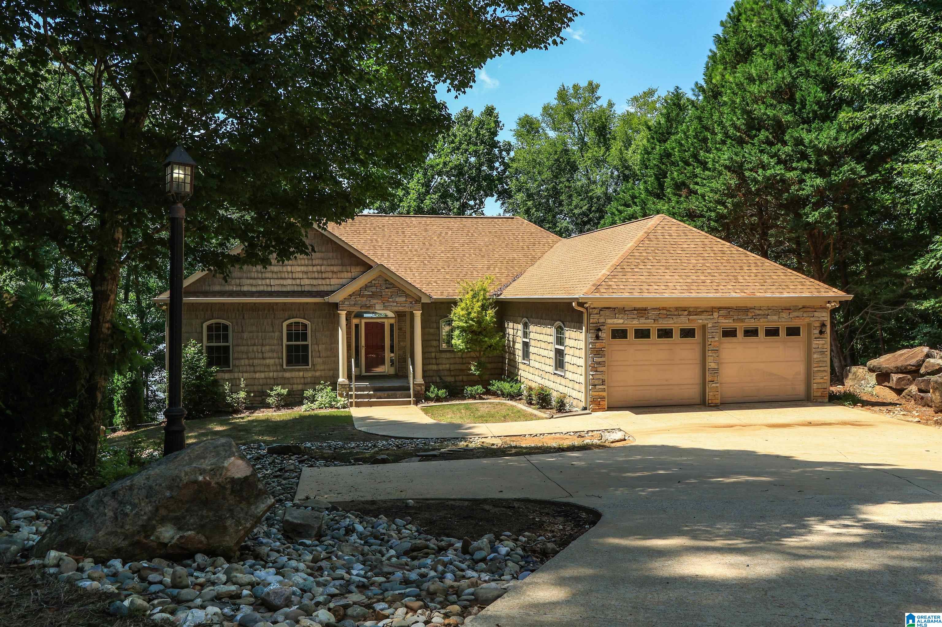 318 Boulder Point Lane Ohatchee, AL 36271 - Photo 2 of 100