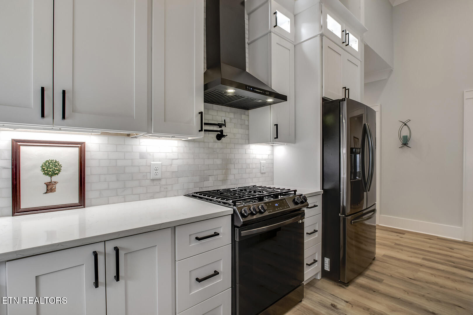 131 Dudala Way Loudon, TN 37774 - Photo 12 of 60 12_131 Dudala Way_Kitchen03