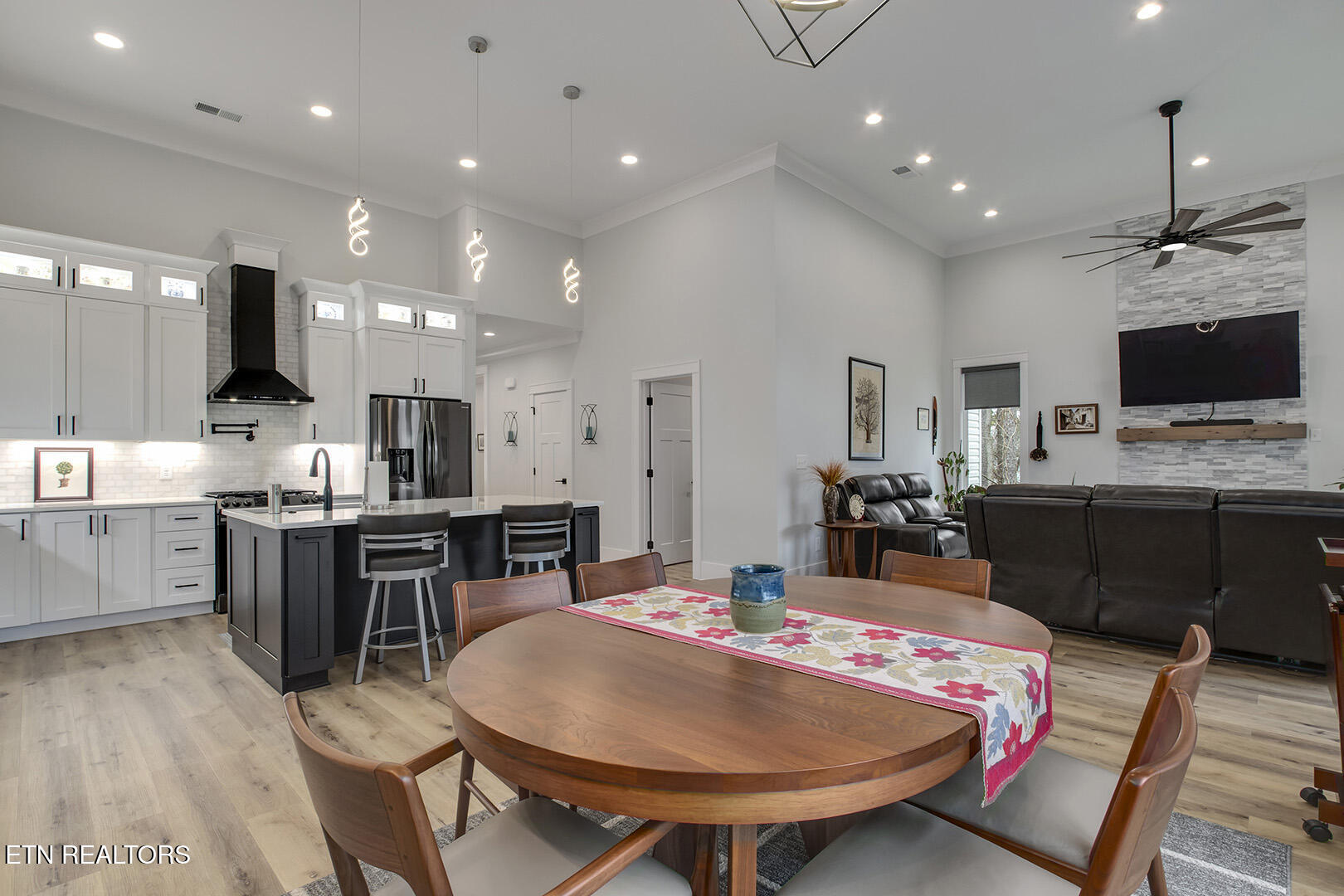 131 Dudala Way Loudon, TN 37774 - Photo 24 of 60 24_131 Dudala Way_Dining03