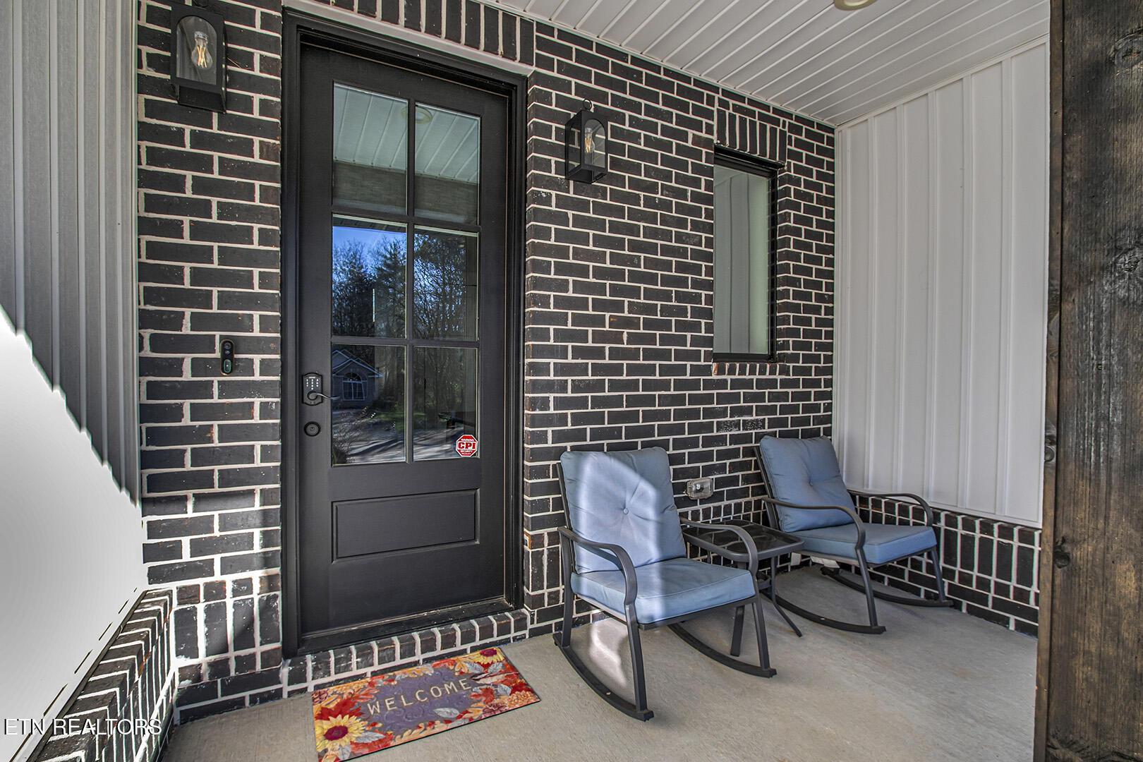 131 Dudala Way Loudon, TN 37774 - Photo 3 of 60 03_131 Dudala Way_FrontPorch