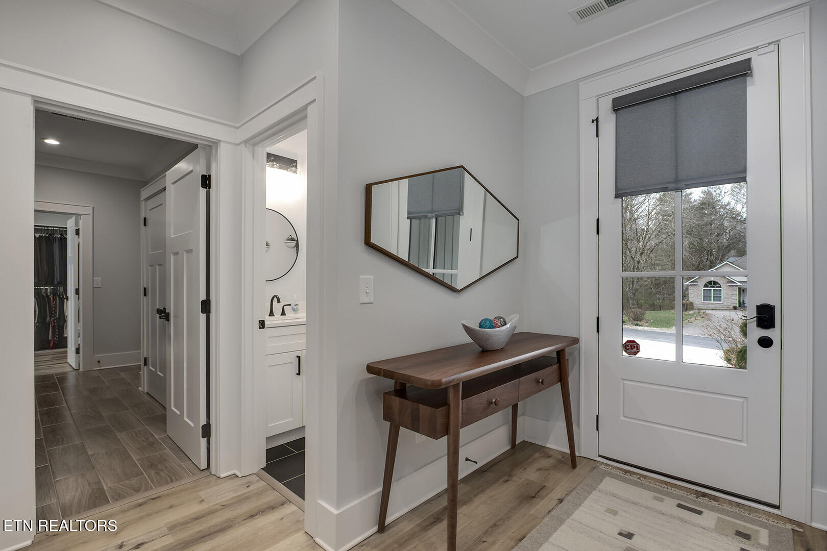 131 Dudala Way Loudon, TN 37774 - Photo 38 of 60 38_131 Dudala Way_Laundry-HalfBath-MainE