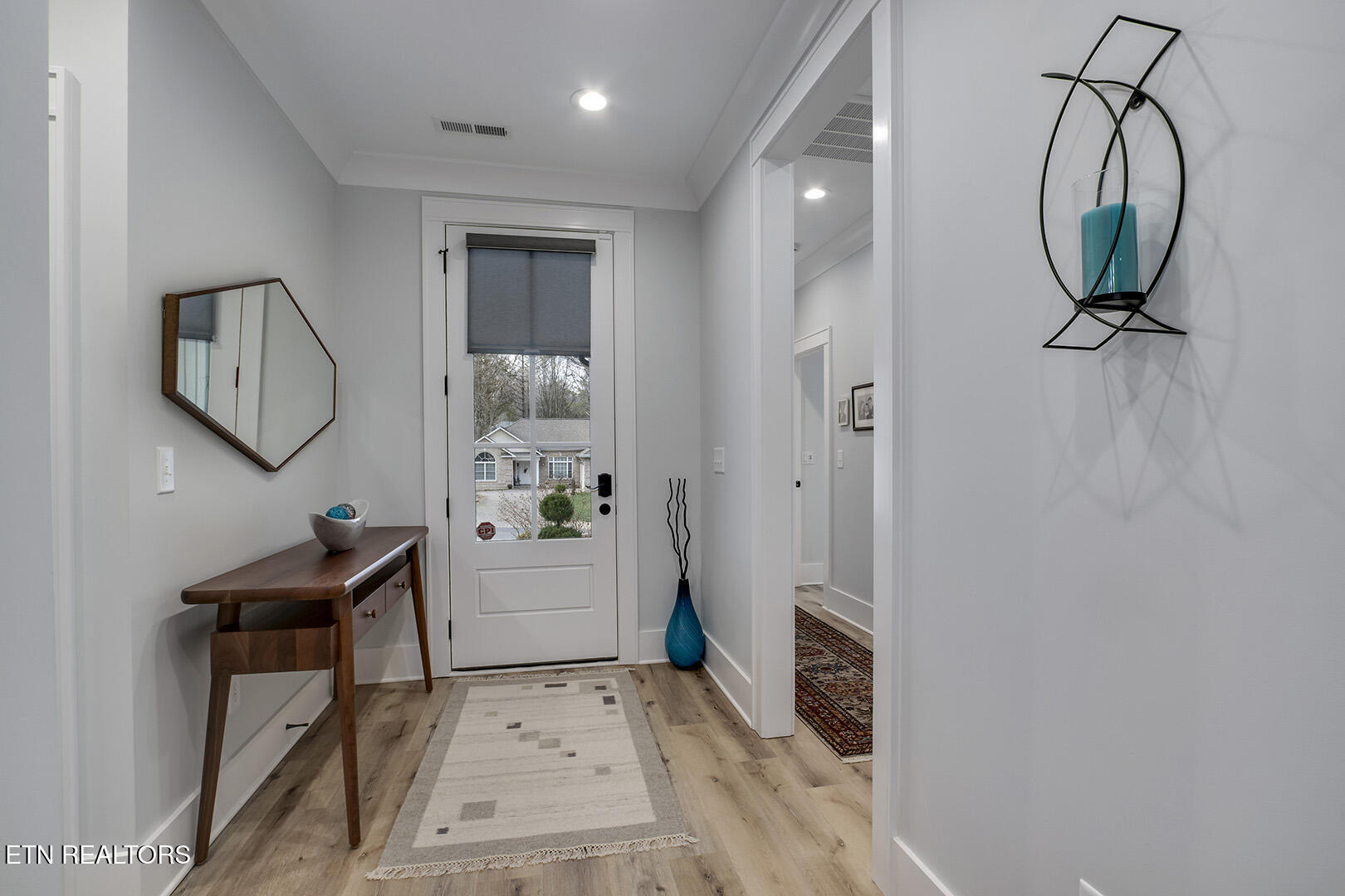 131 Dudala Way Loudon, TN 37774 - Photo 39 of 60 39_131 Dudala Way_Main-GuestHallEntries