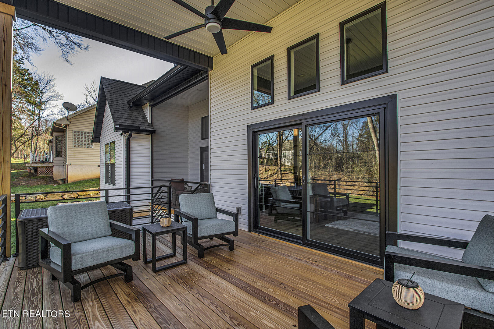 131 Dudala Way Loudon, TN 37774 - Photo 48 of 60 48_131 Dudala Way_CoveredDeck02