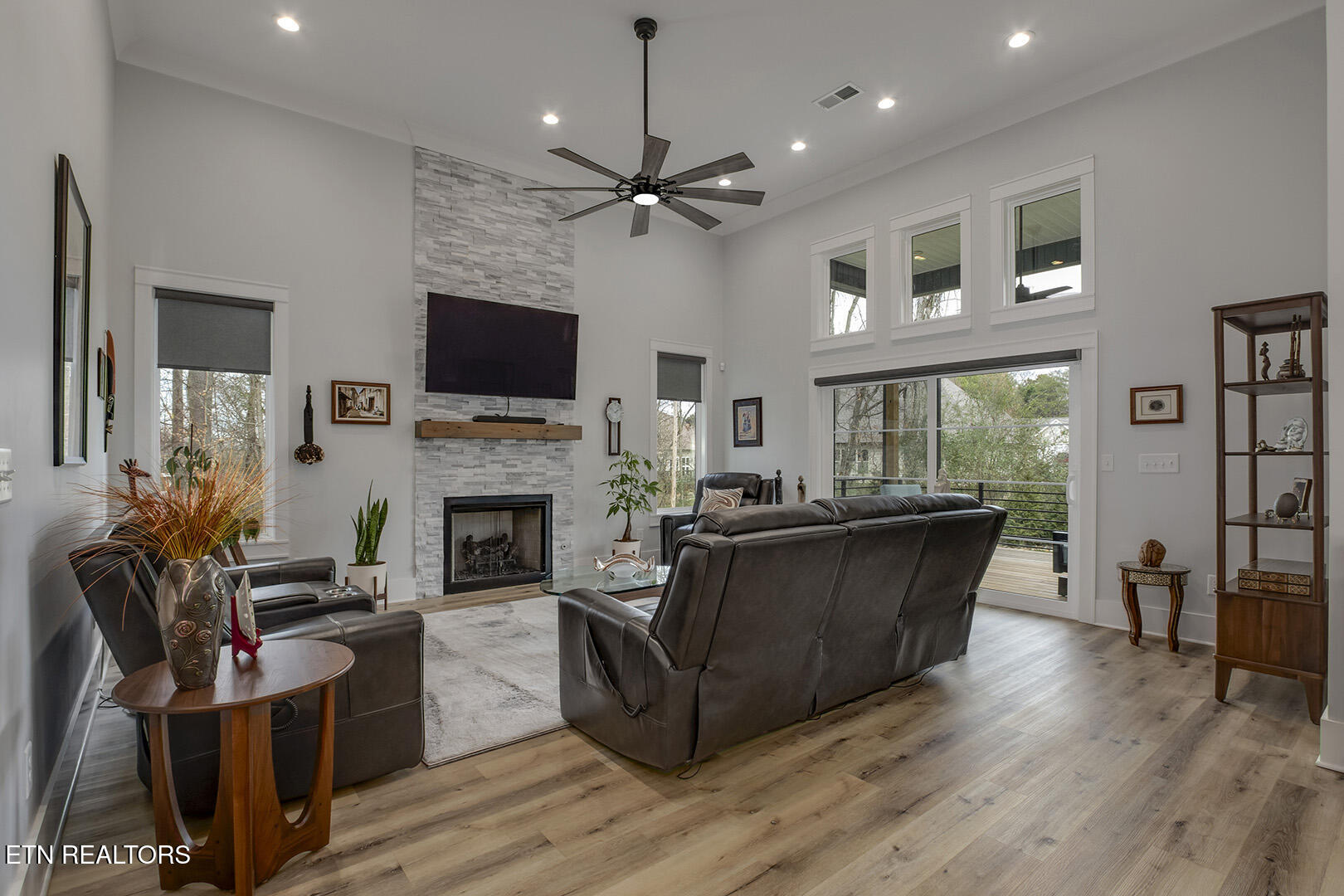 131 Dudala Way Loudon, TN 37774 - Photo 5 of 60 05_131 Dudala Way_Living01