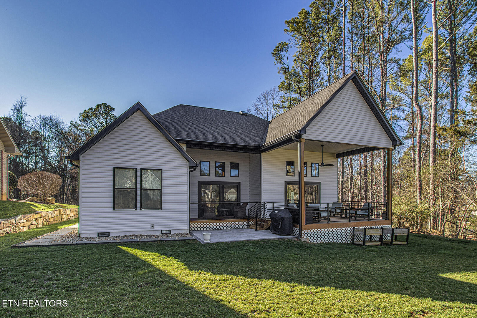 131 Dudala Way Loudon, TN 37774 - Photo 52 of 60 52_131 Dudala Way_Back