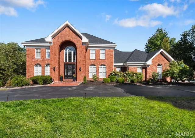 $1,550,000 | 2242 Whitney Pointe Drive, Clarkson Valley, MO 63005