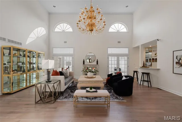 $1,550,000 | 2242 Whitney Pointe Drive, Clarkson Valley, MO 63005