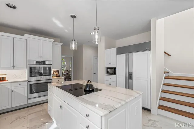 $1,550,000 | 2242 Whitney Pointe Drive, Clarkson Valley, MO 63005