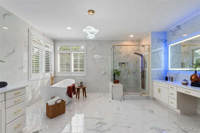 $1,550,000 | 2242 Whitney Pointe Drive, Clarkson Valley, MO 63005