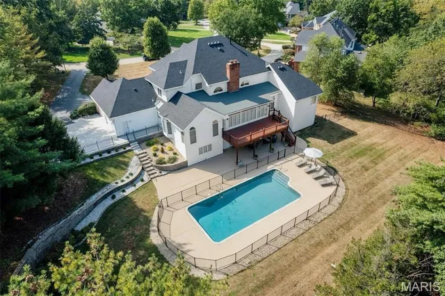 $1,550,000 | 2242 Whitney Pointe Drive, Clarkson Valley, MO 63005