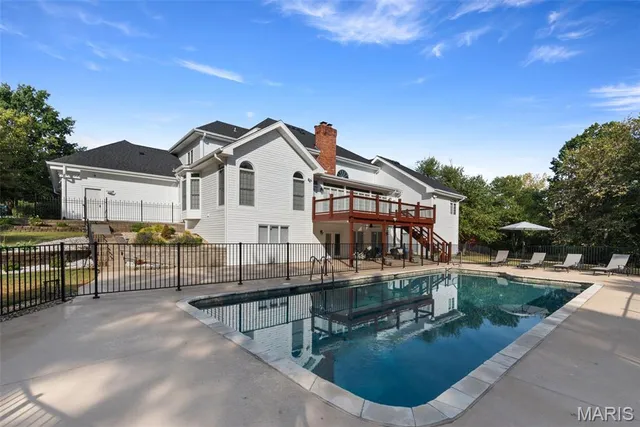 $1,550,000 | 2242 Whitney Pointe Drive, Clarkson Valley, MO 63005