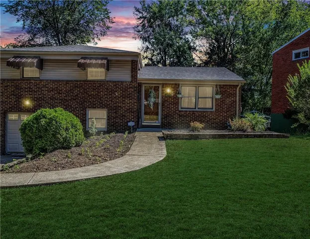 $225,000 | 4576 Gates Drive, Homestead, PA 15120