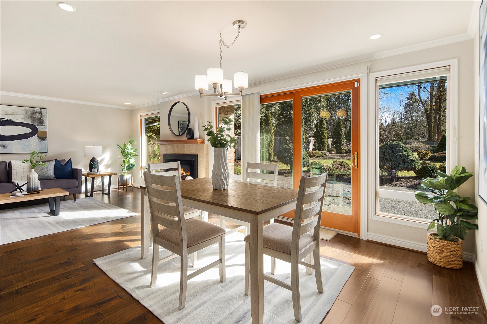 19325 Northeast Redmond Road Redmond, WA 98053 - Photo 4 of 38 Gallery Image 4