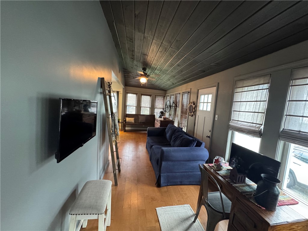 75 Kenwood Street Woonsocket, RI 02895 - Photo 11 of 29