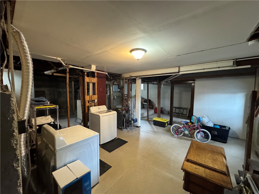 75 Kenwood Street Woonsocket, RI 02895 - Photo 18 of 29