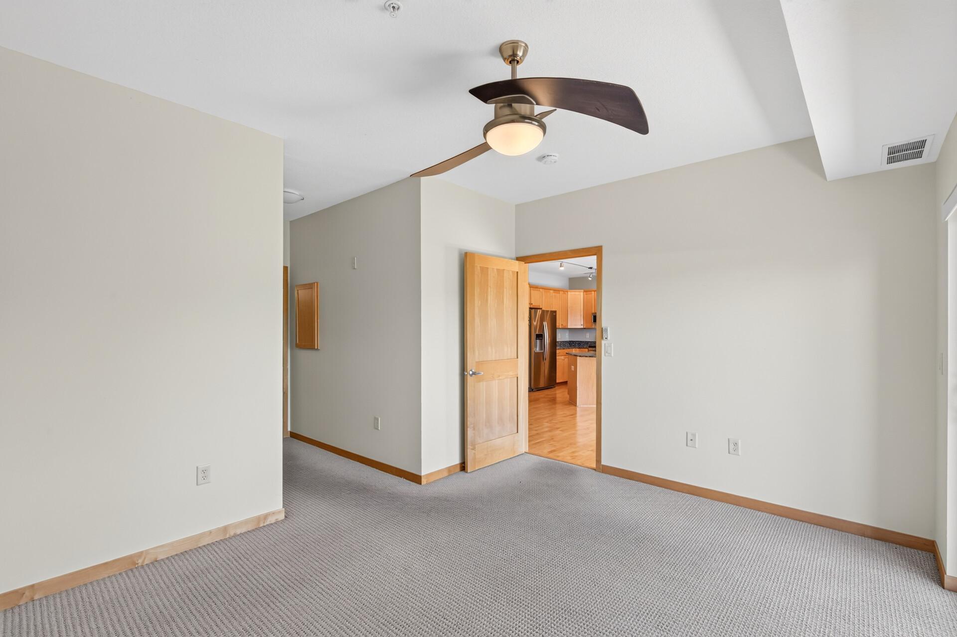 460 Ford Road, Unit 203 St. Louis Park, MN 55426 - Photo 17 of 36 Gallery Image 17