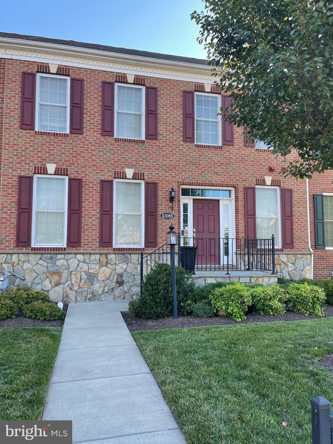 43088 Old Ryan Road Ashburn, VA 20148 - Photo 3 of 40
