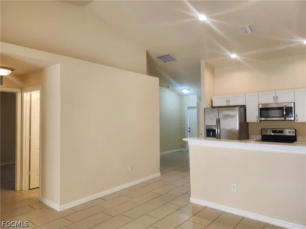 $1,495 | 3315 Southwest 15th Place, Cape Coral, FL 33914
