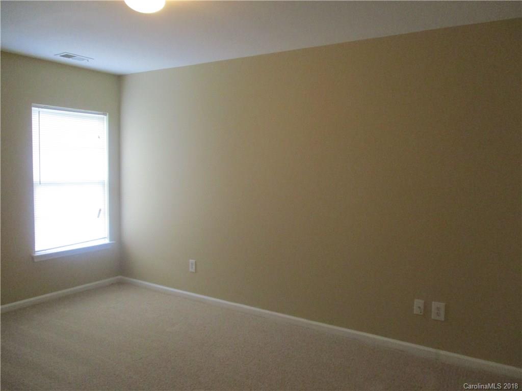 11524 Chapeclane Road, Unit 25 Charlotte, NC 28278 - Photo 19 of 28