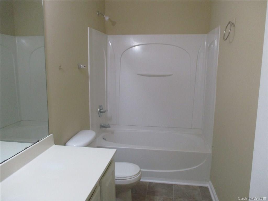 11524 Chapeclane Road, Unit 25 Charlotte, NC 28278 - Photo 20 of 28
