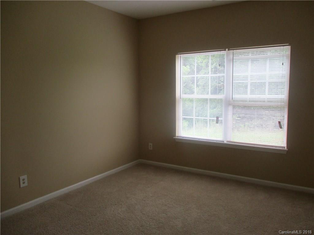 11524 Chapeclane Road, Unit 25 Charlotte, NC 28278 - Photo 10 of 28