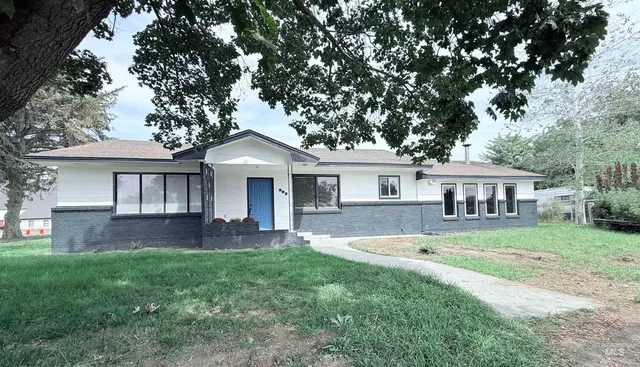 $389,000 | 202 East Avenue, Wendell, ID 83355