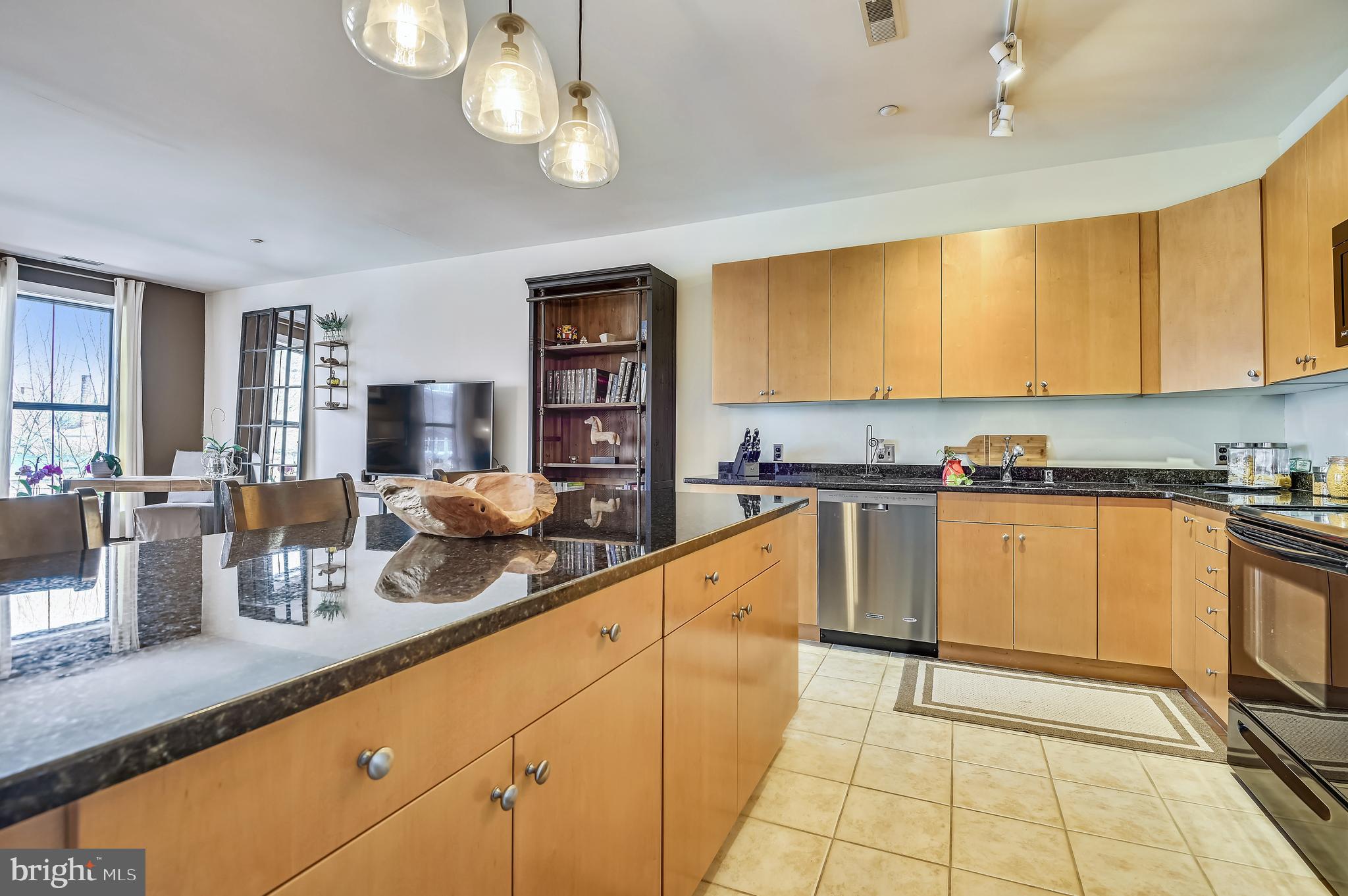 2007 Clipper Park Road, Unit 326 Baltimore, MD 21211 - Photo 12 of 44