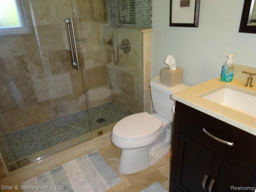 1190 Hayfield Road Rochester Hills, MI 48306 - Photo 24 of 31