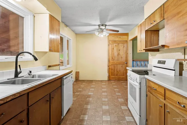 $225,000 | 145 Timberline Drive, Pierce, ID 83546