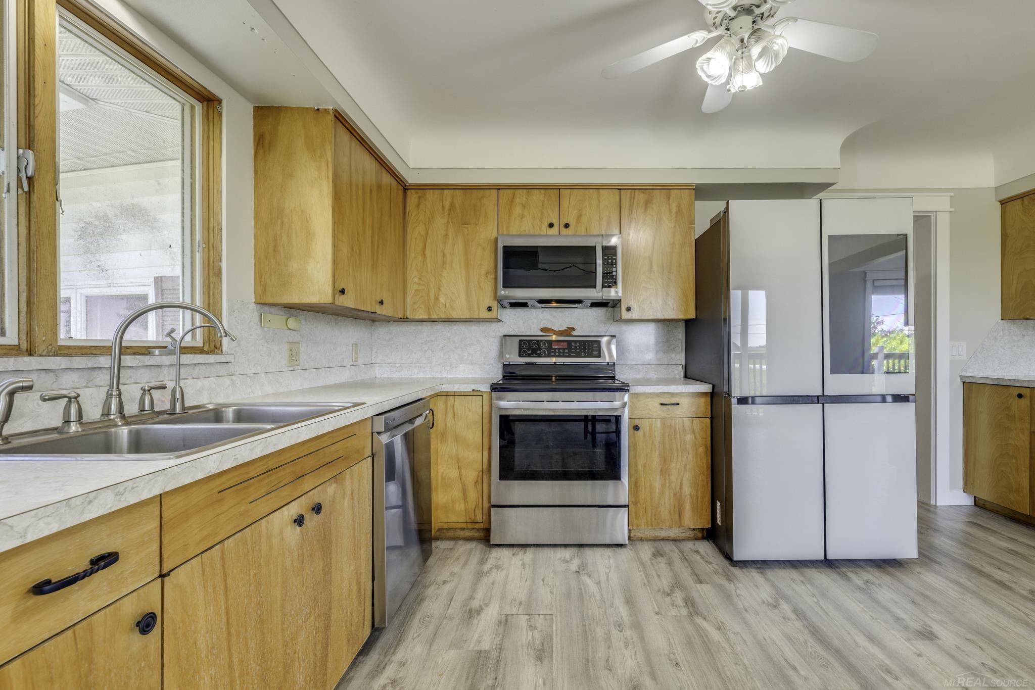 2481 Ruth Road Deckerville, MI 48427 - Photo 16 of 53