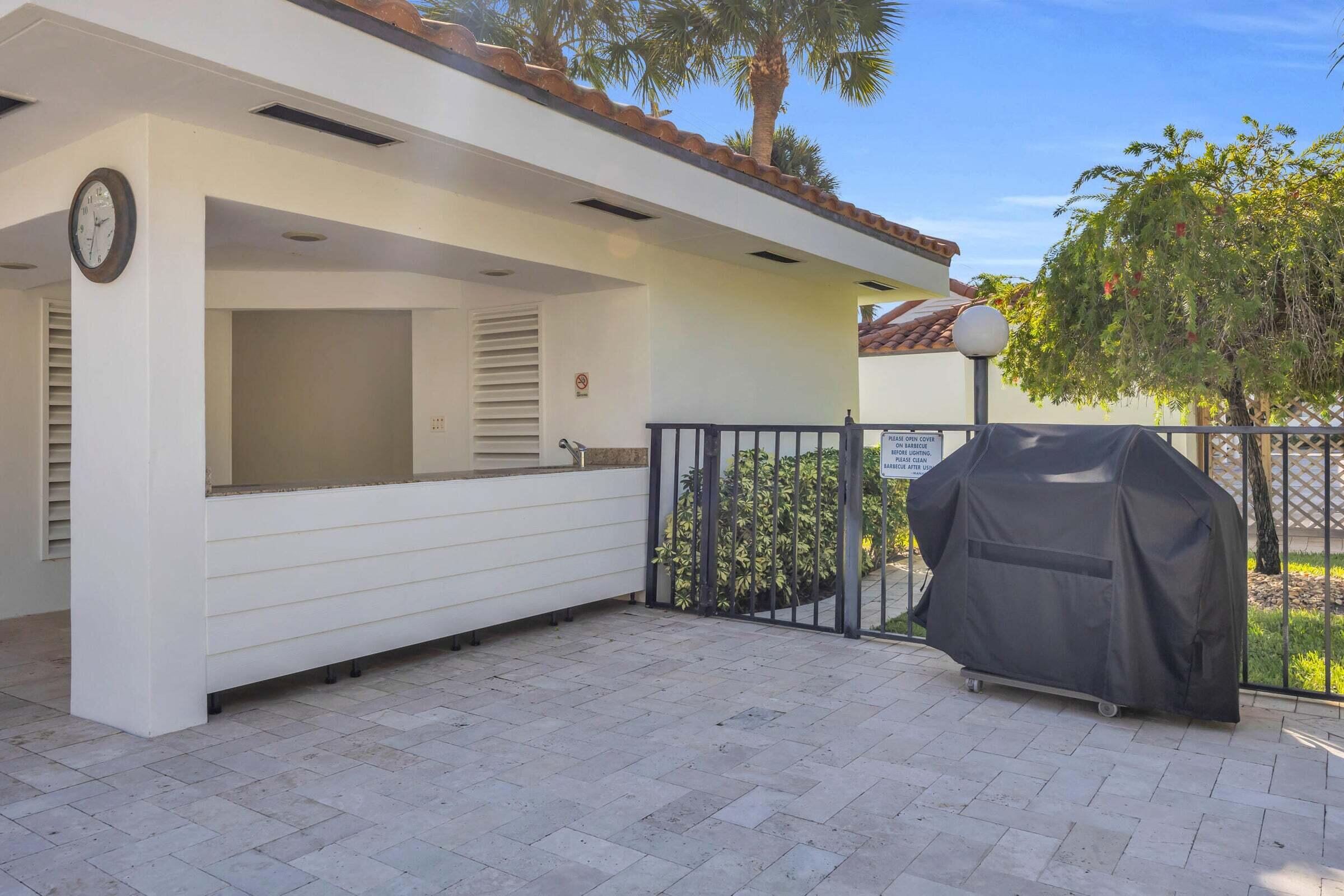 200 Waterway Road, Unit 307 Tequesta, FL 33469 - Photo 31 of 37 BBQ grill