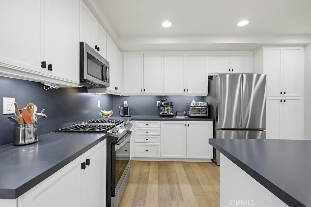 503 Rockefeller Irvine, CA 92612 - Photo 18 of 69