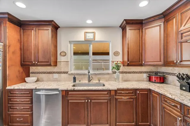 $1,235,000 | 13815 Hilldale Road, Valley Center, CA 92082