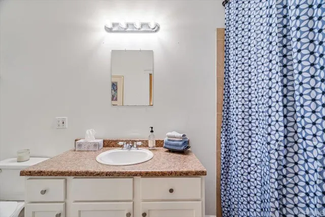 $1,235,000 | 13815 Hilldale Road, Valley Center, CA 92082