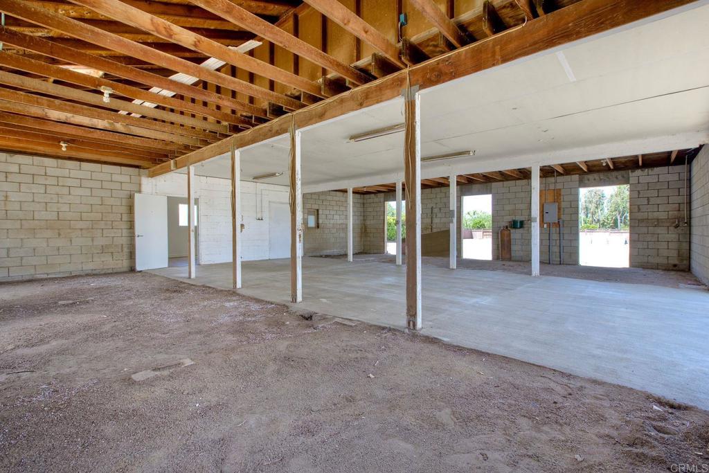 13815 Hilldale Road Valley Center, CA 92082 - Photo 53 of 64 Stable/Barn