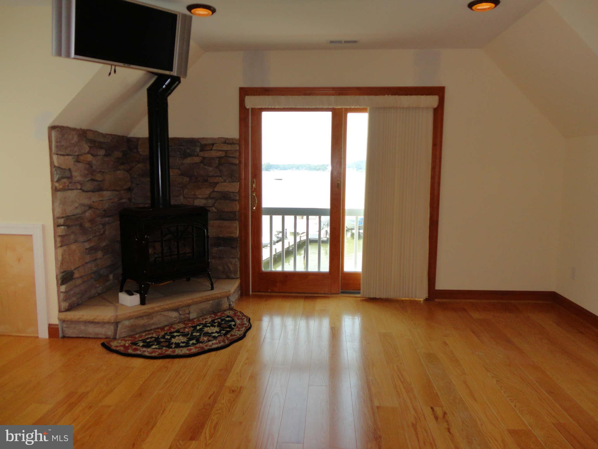 3920 New Section Road Baltimore, MD 21220 - Photo 9 of 28 Bedroom (Master)