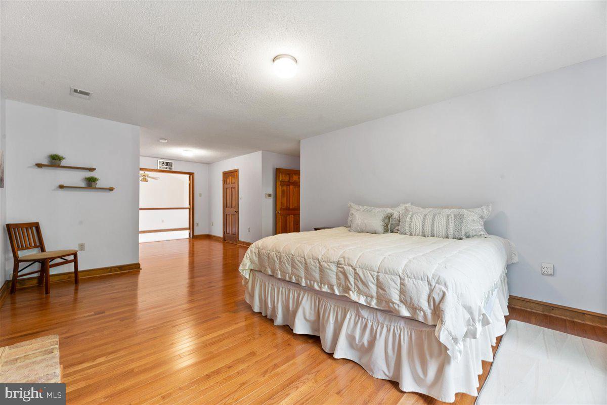43534 Spinks Ferry Road Leesburg, VA 20176 - Photo 29 of 75 Gallery Image 29