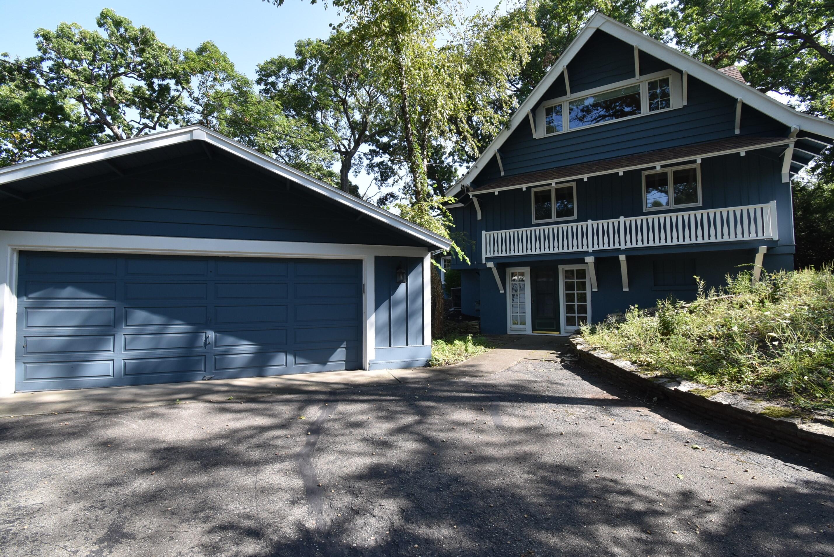 769 Arrowhead Drive Fontana, WI 53125 - Photo 12 of 46 WIS_0052