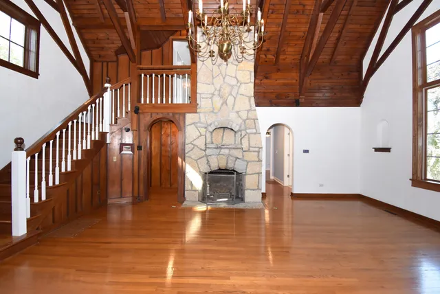 $3,000 | 769 Arrowhead Drive, Fontana, WI 53125