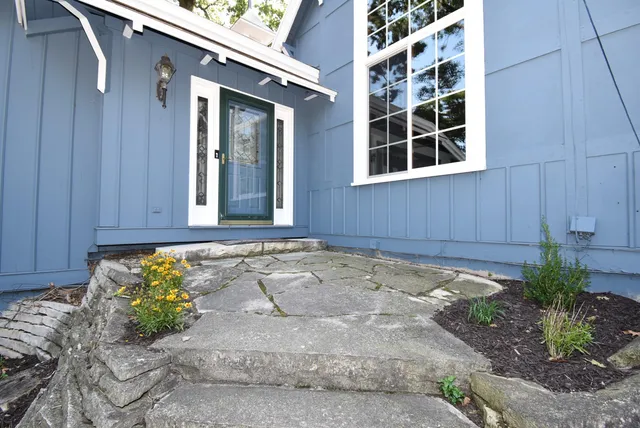 $3,000 | 769 Arrowhead Drive, Fontana, WI 53125