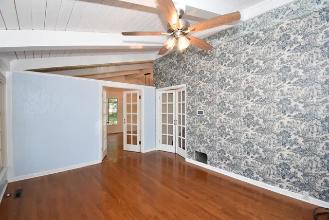 $3,000 | 769 Arrowhead Drive, Fontana, WI 53125