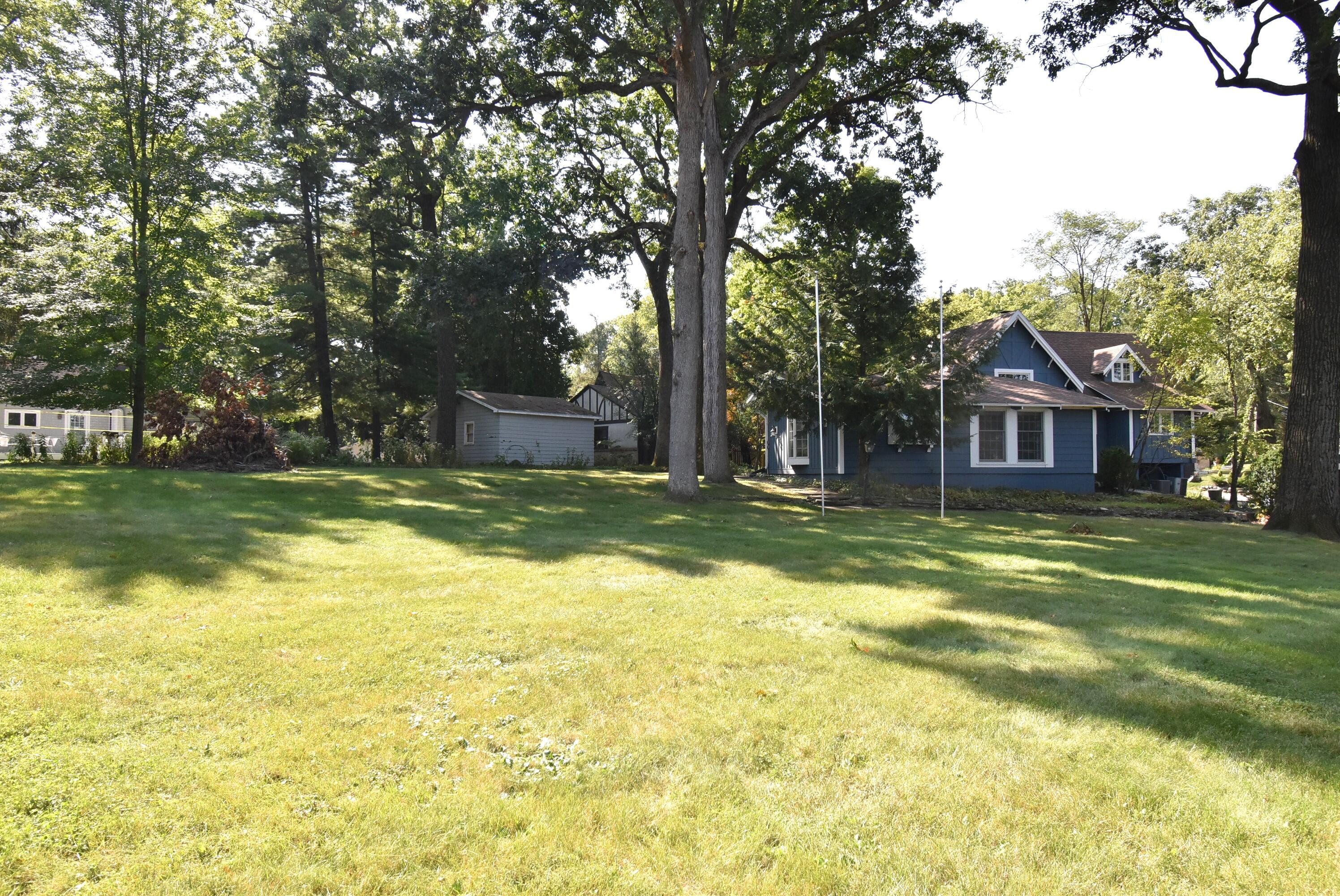 769 Arrowhead Drive Fontana, WI 53125 - Photo 5 of 46 WIS_0044