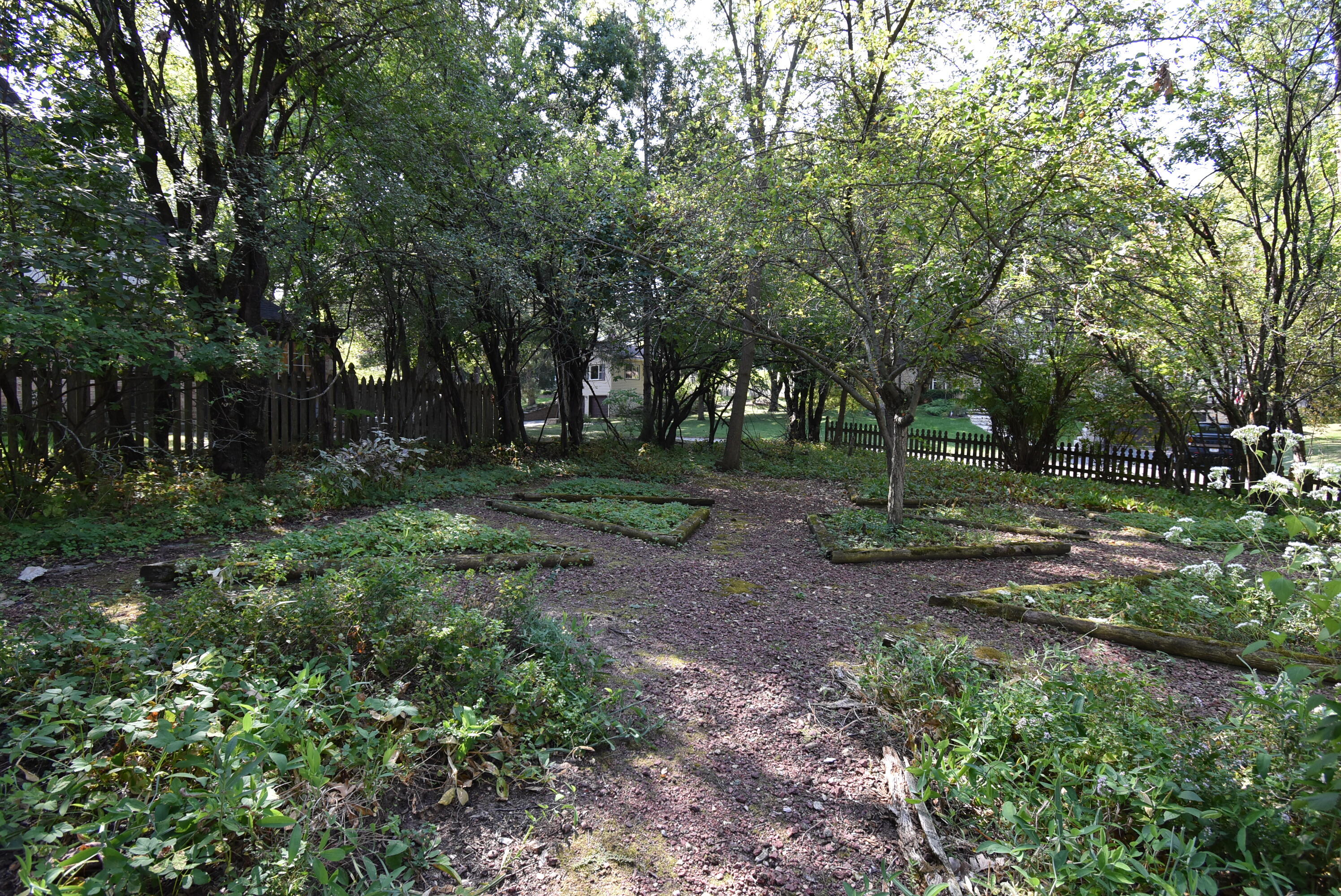 769 Arrowhead Drive Fontana, WI 53125 - Photo 10 of 46 WIS_0050