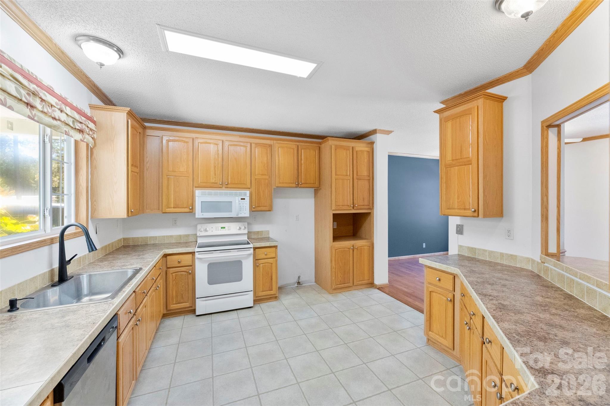 2411 Mission Road York, SC 29745 - Photo 8 of 34