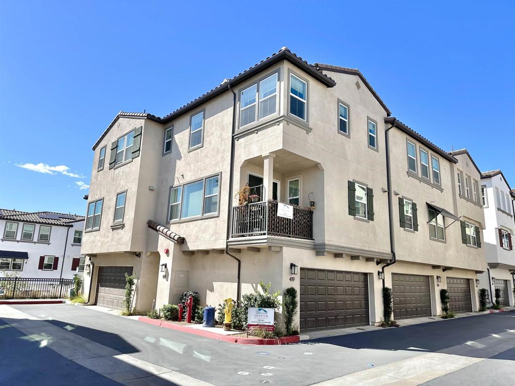 419 Atlas Escondido, CA 92025 - Photo 1 of 50