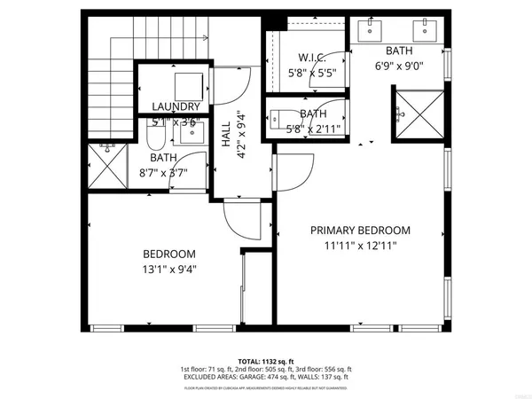 a picture of a white and white walls