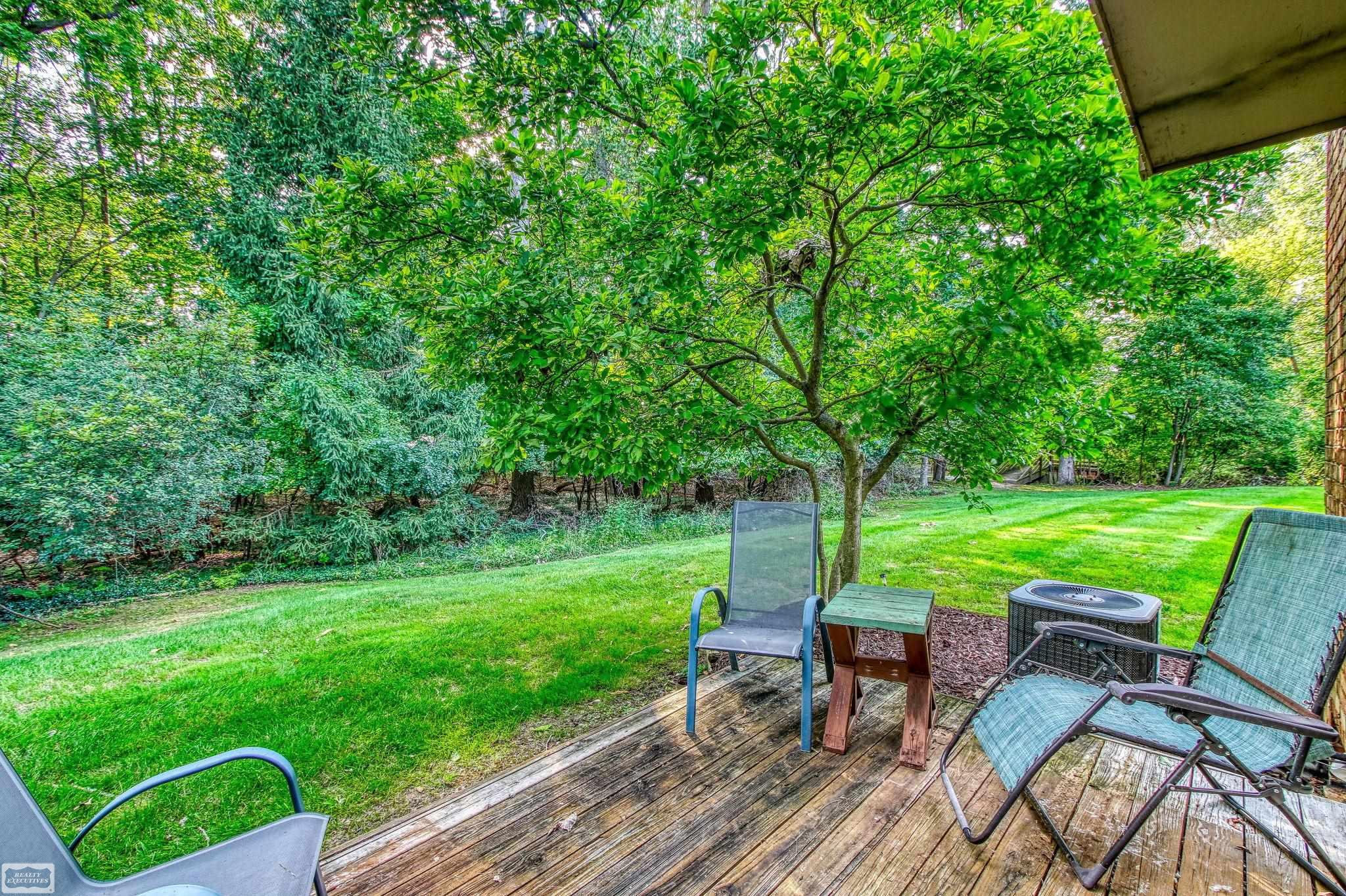 1427 Oakbrook E Drive Rochester Hills, MI 48307 - Photo 54 of 60