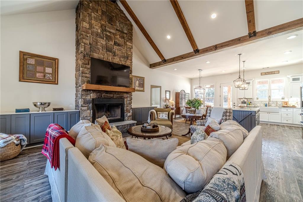 5304 South Apple Valley Road Jefferson, GA 30549 - Photo 6 of 57